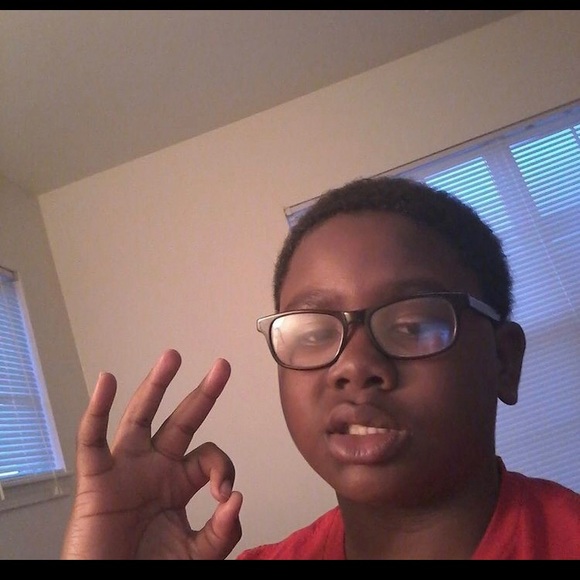 Meet your Posher, Devin - Picture 1 of 1